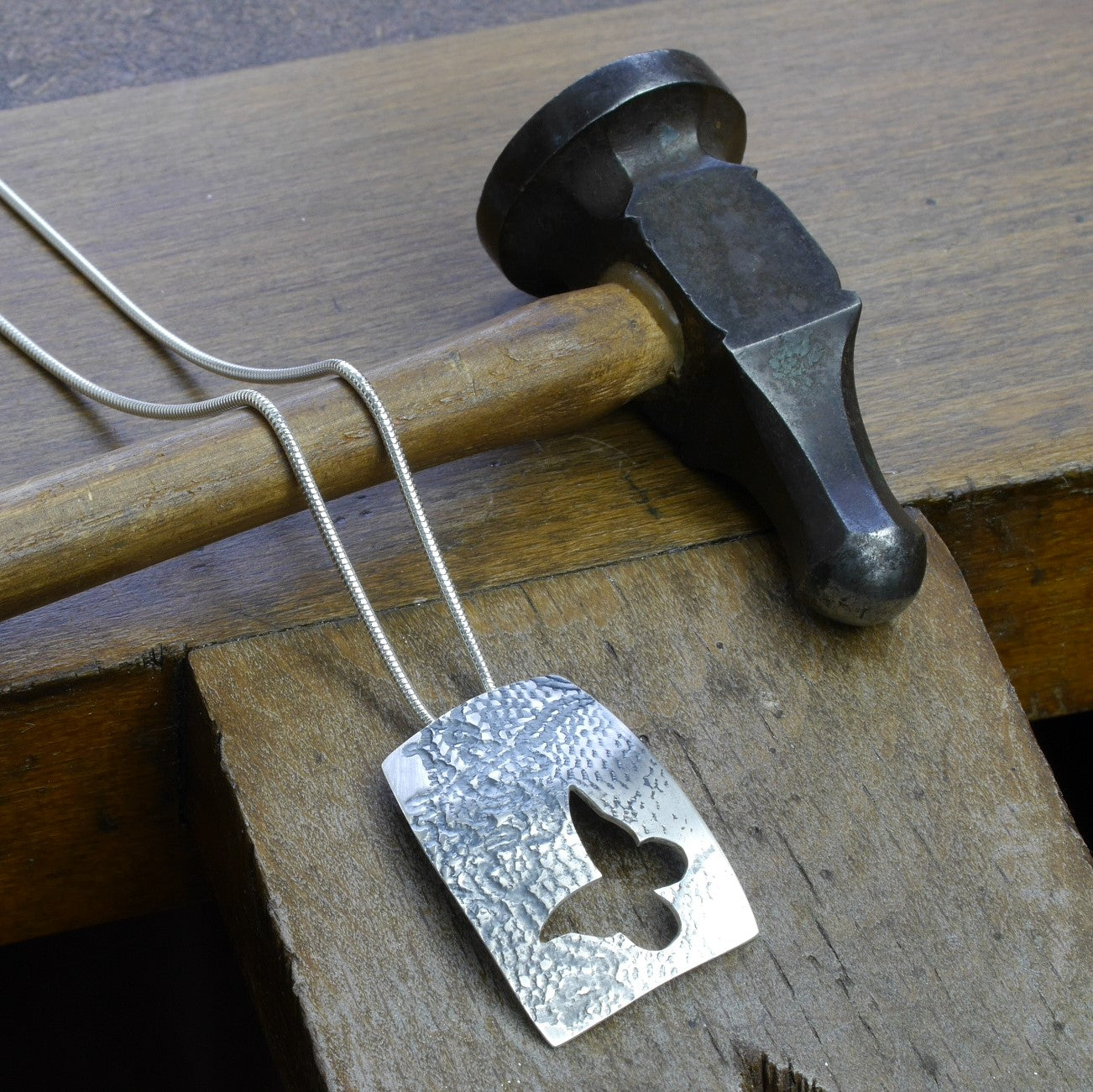 Making silver pendants jewellery workshop Derbyshire